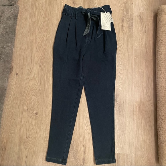 AG Pentra Pants - Picture 5 of 8